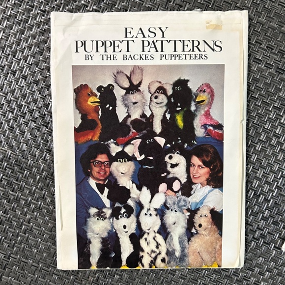 3 Vintage 80's Puppet Craft Patterns Butterick McCalls Puppeteers Puppet Show - Picture 3 of 9